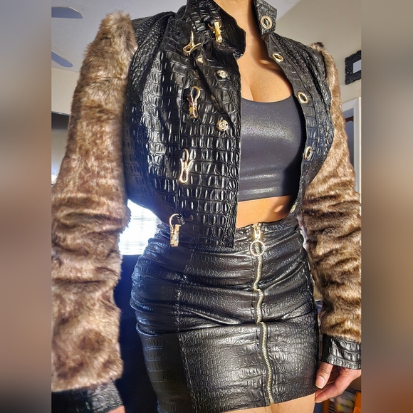 2 piece faux crocodile fur set - Picture 4 of 9